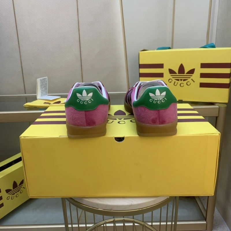 Vibrant Gxccx Sneakers 166070