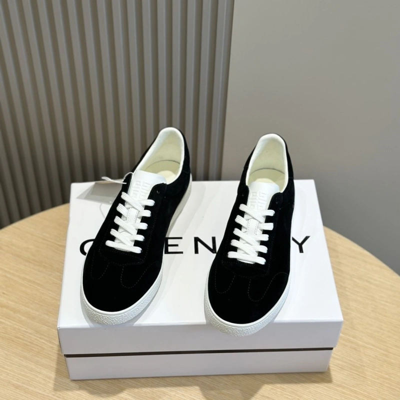 Gxvxnchy Sneakers UrbanStyle 154736