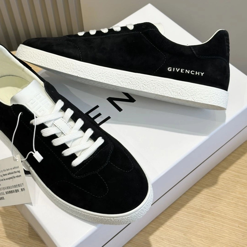 Gxvxnchy Sneakers UrbanStyle 154736