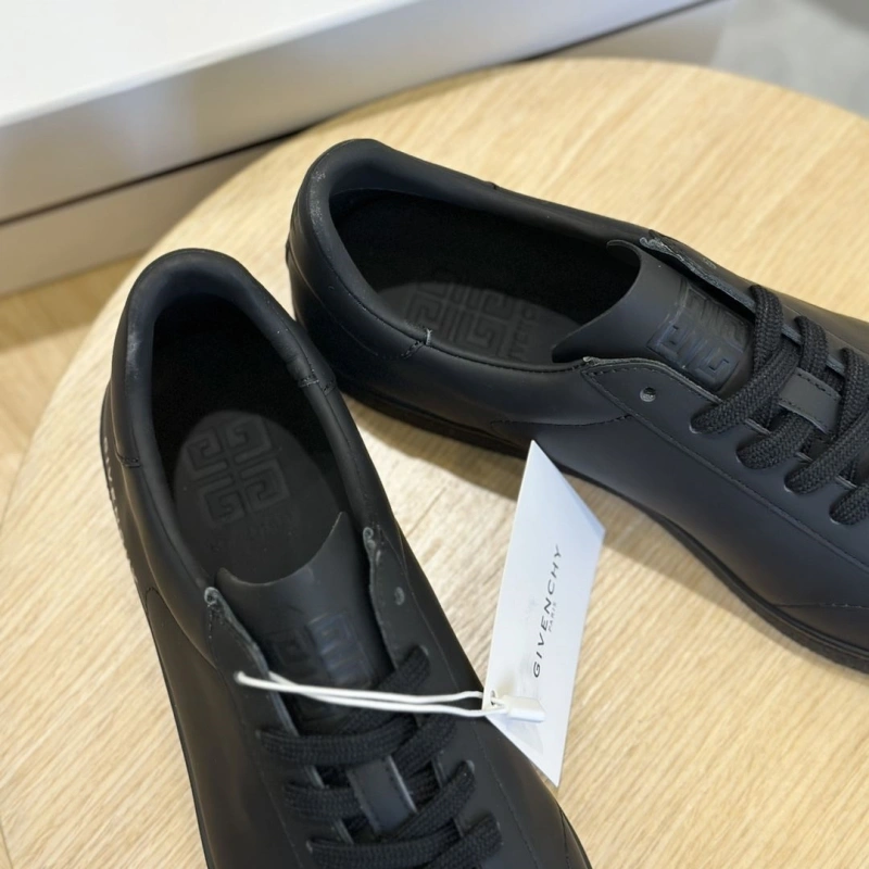 Gxvxnchy Sneakers GoAnywhere 154735