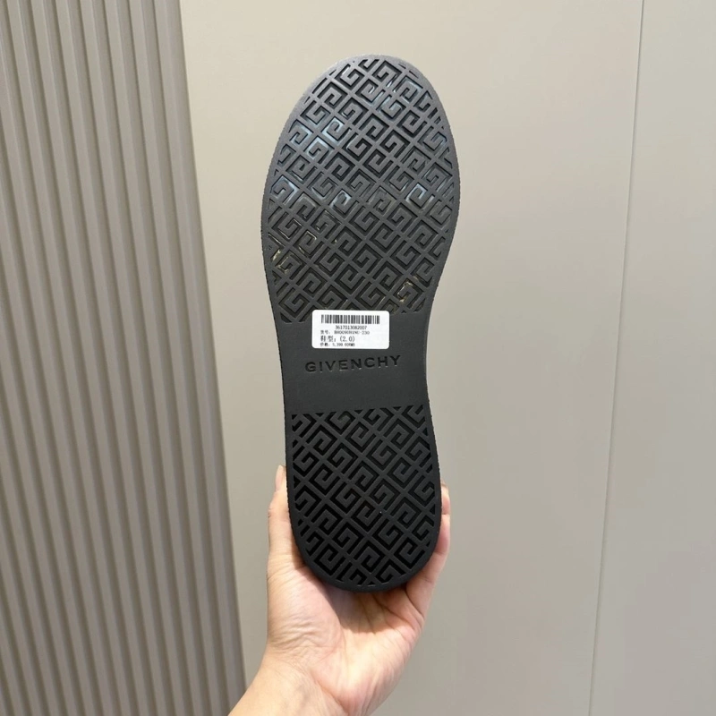 Gxvxnchy Sneakers GoAnywhere 154735
