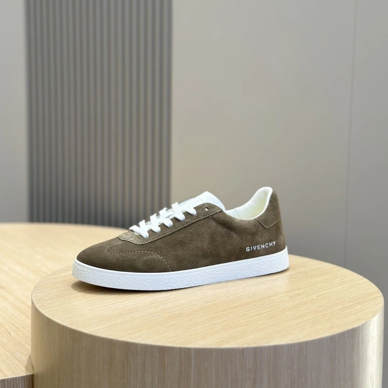 Gxvxnchy Sneakers UrbanStyle 154733