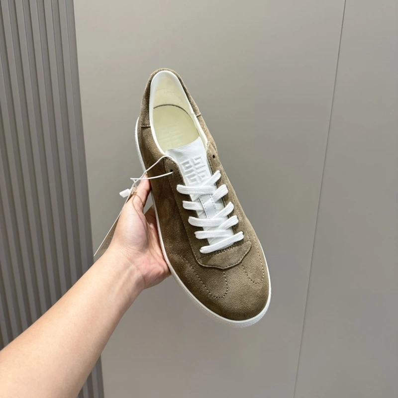 Gxvxnchy Sneakers UrbanStyle 154733