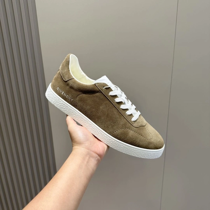 Gxvxnchy Sneakers UrbanStyle 154733