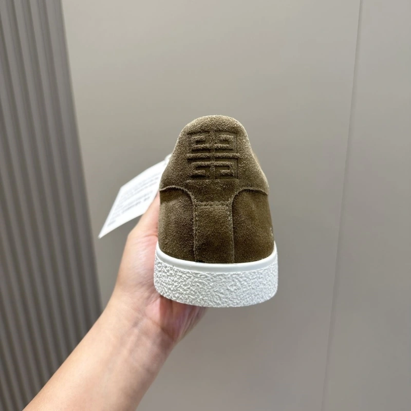 Gxvxnchy Sneakers UrbanStyle 154733