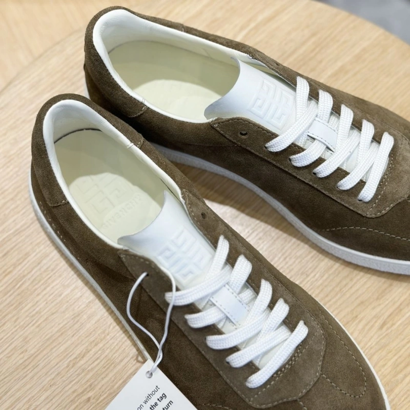 Gxvxnchy Sneakers UrbanStyle 154733