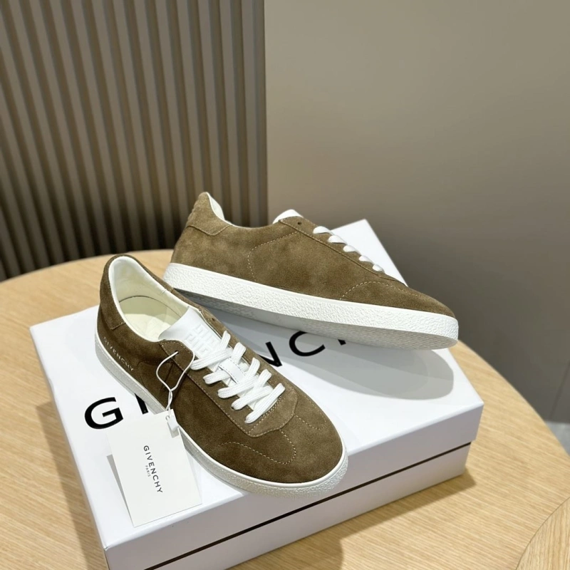 Gxvxnchy Sneakers UrbanStyle 154733