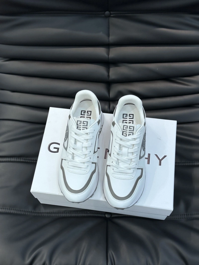 Cozy Gxvxnchy Sneakers 154730