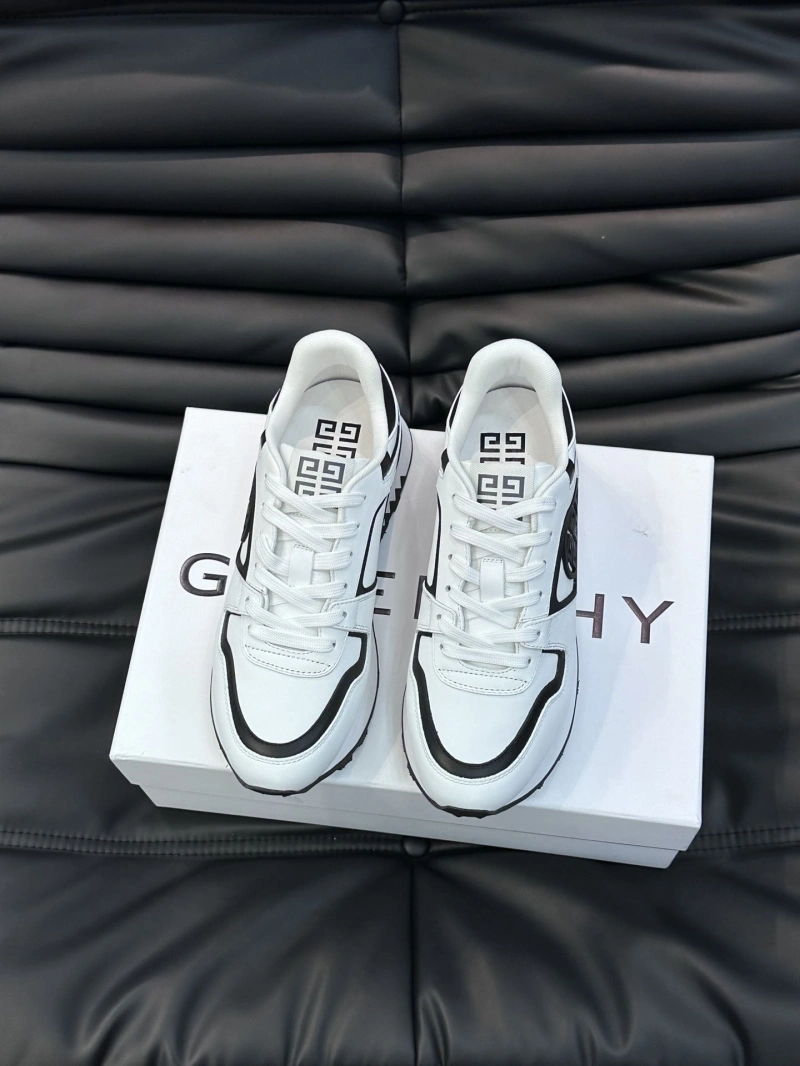 Functional Gxvxnchy Sneakers 154727