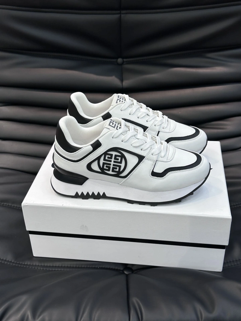 Functional Gxvxnchy Sneakers 154727