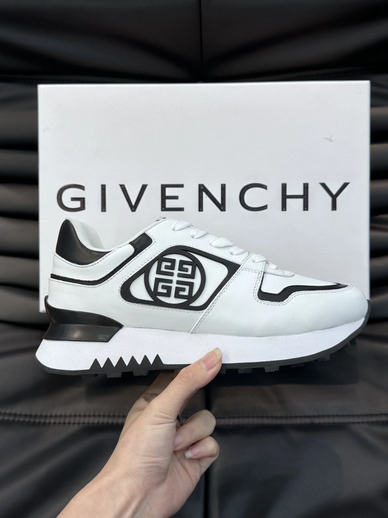 Functional Gxvxnchy Sneakers 154727