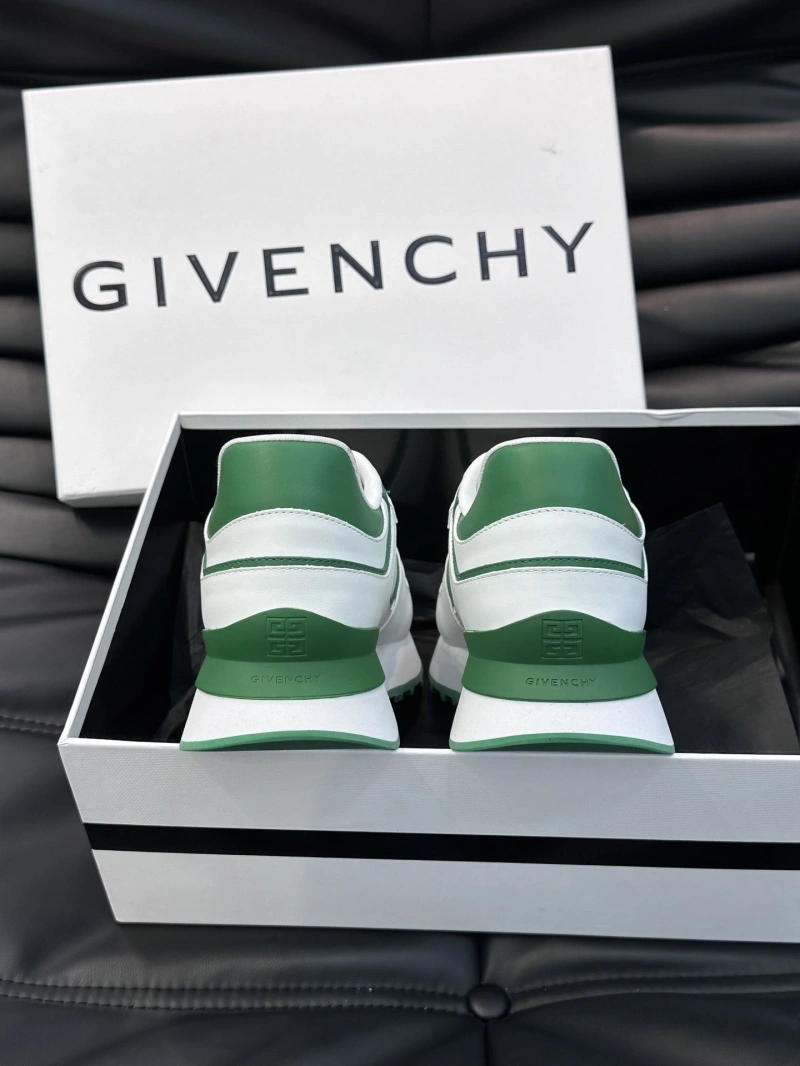 Gxvxnchy Sneakers Resilient 154726