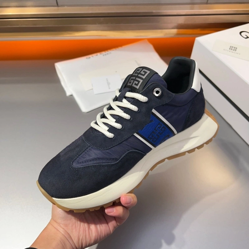 Gxvxnchy Sneakers EyeCatching 154722