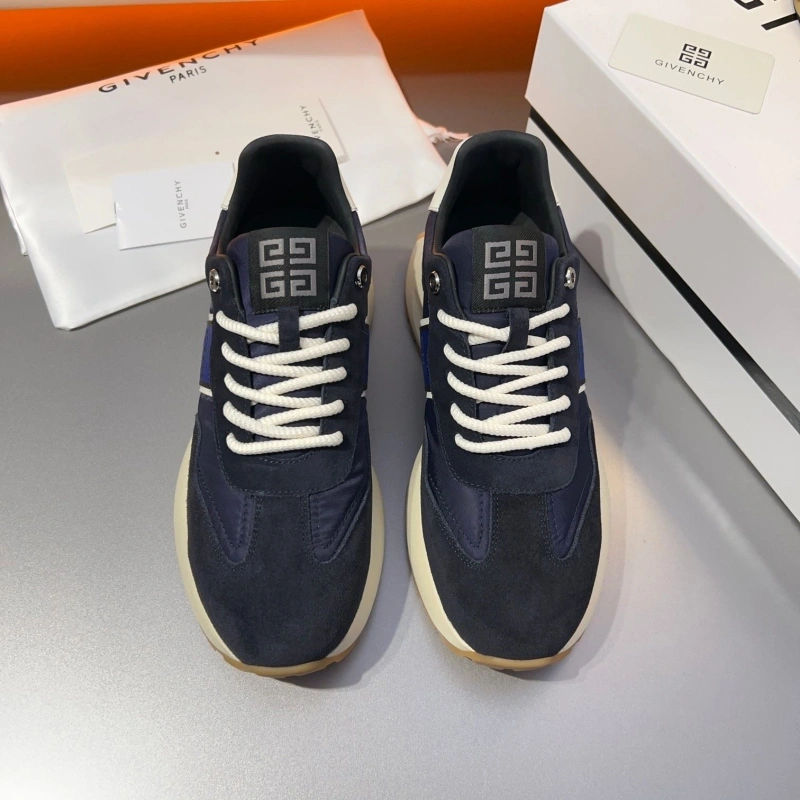Gxvxnchy Sneakers EyeCatching 154722