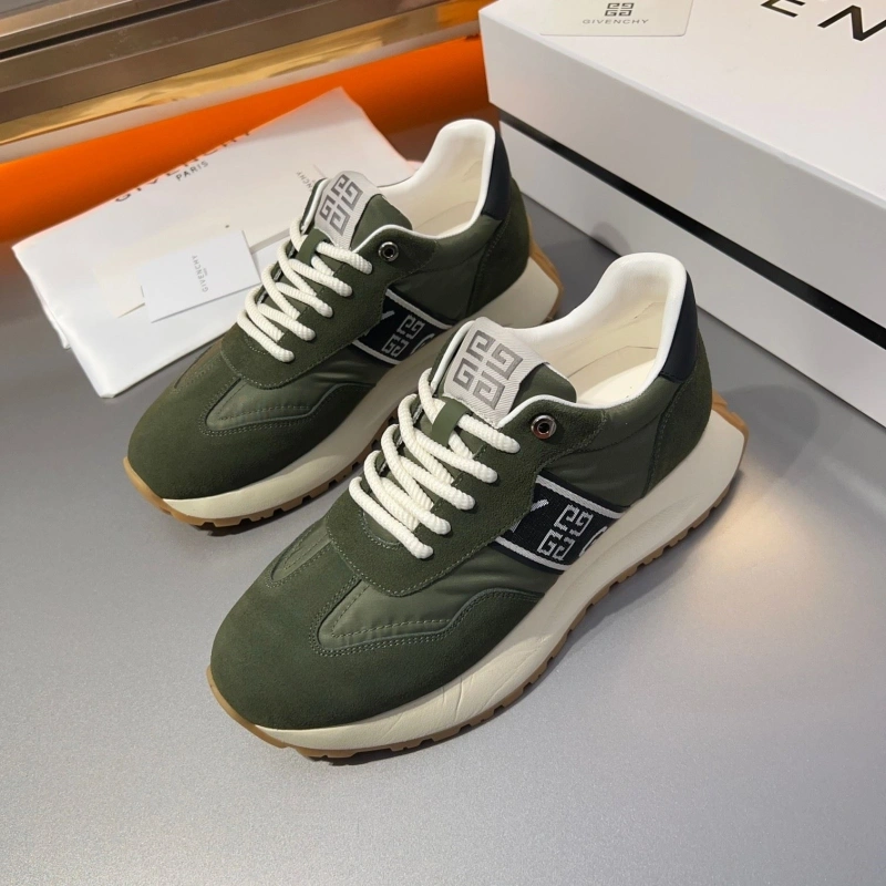 Gxvxnchy Sneakers Bold 154718