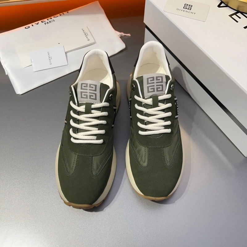Gxvxnchy Sneakers Bold 154718