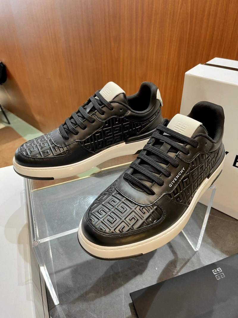 Affordable Gxccx Sneakers 166057