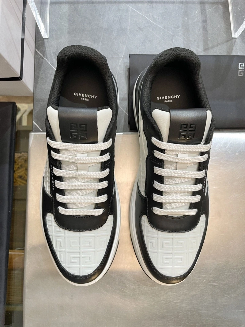 Affordable Gxccx Sneakers 166057