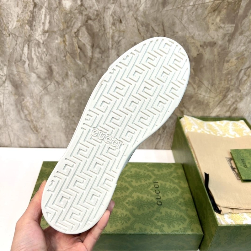 HighQuality Gxccx Sneakers 166053
