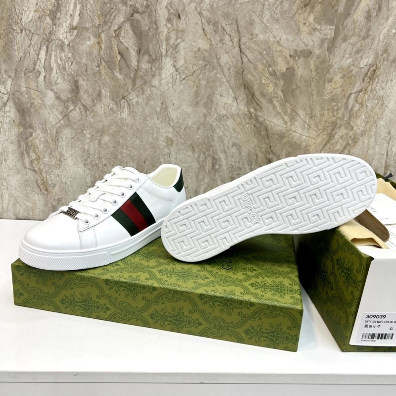 Efficient Gxccx Sneakers 166050