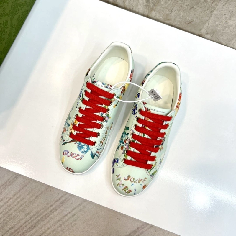 Trendsetting Gxccx Sneakers 166008