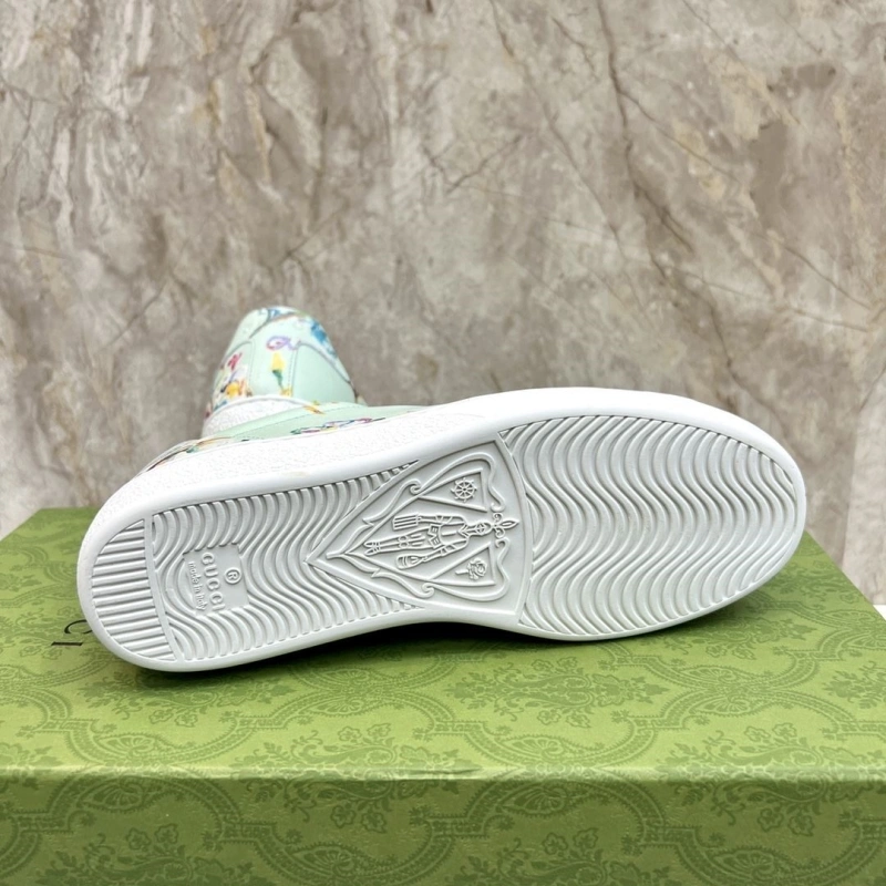 Trendsetting Gxccx Sneakers 166008