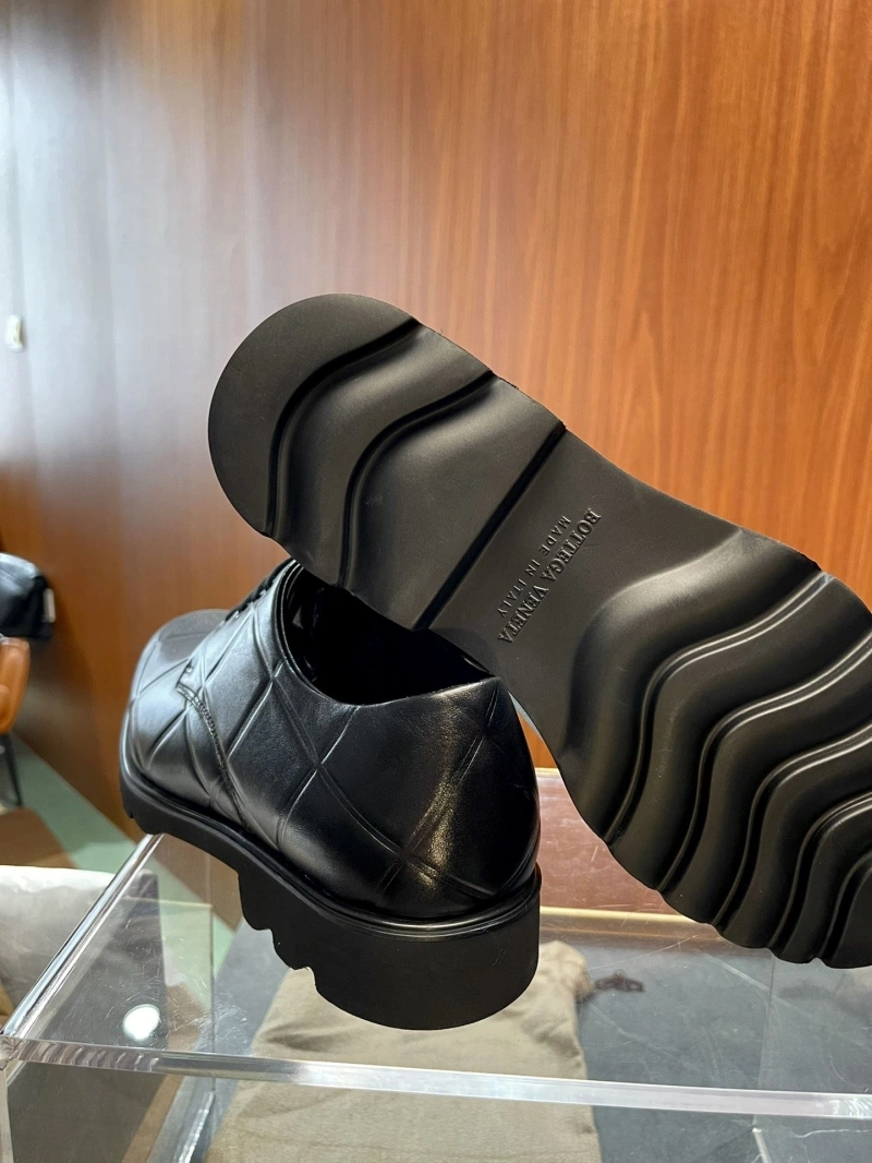 Fashionable Bxttxga Vxnxta Leather Shoes 113282