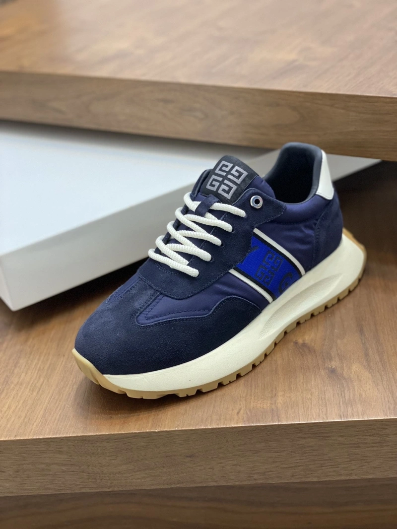 Gxvxnchy Sneakers Lightweight 154704