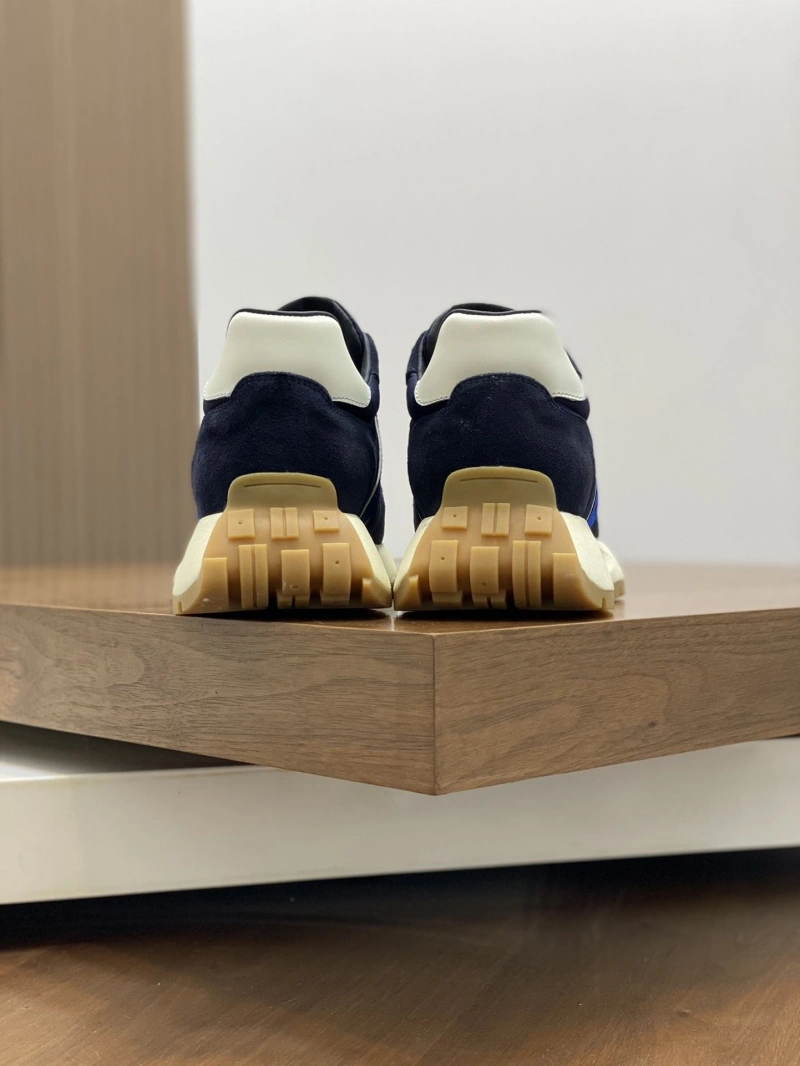 Gxvxnchy Sneakers Lightweight 154704