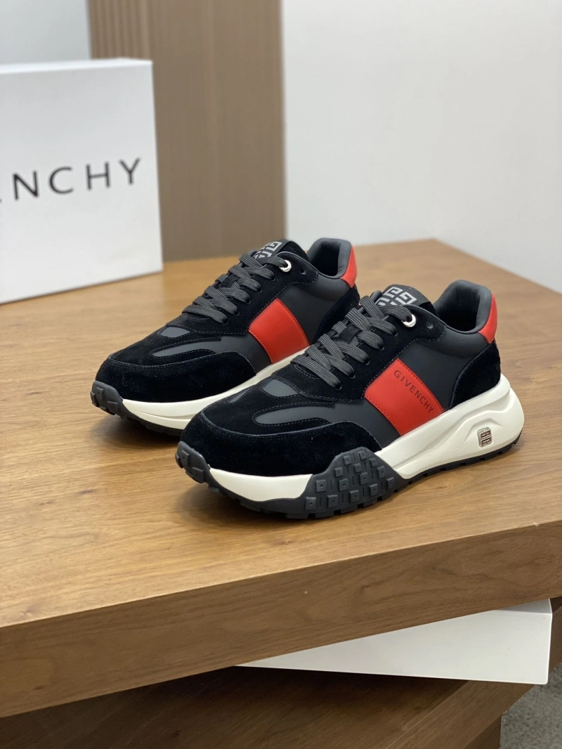 Gxvxnchy Sneakers Classic 154708