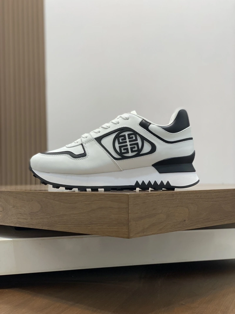 Gxvxnchy Sneakers SportInspired 154714