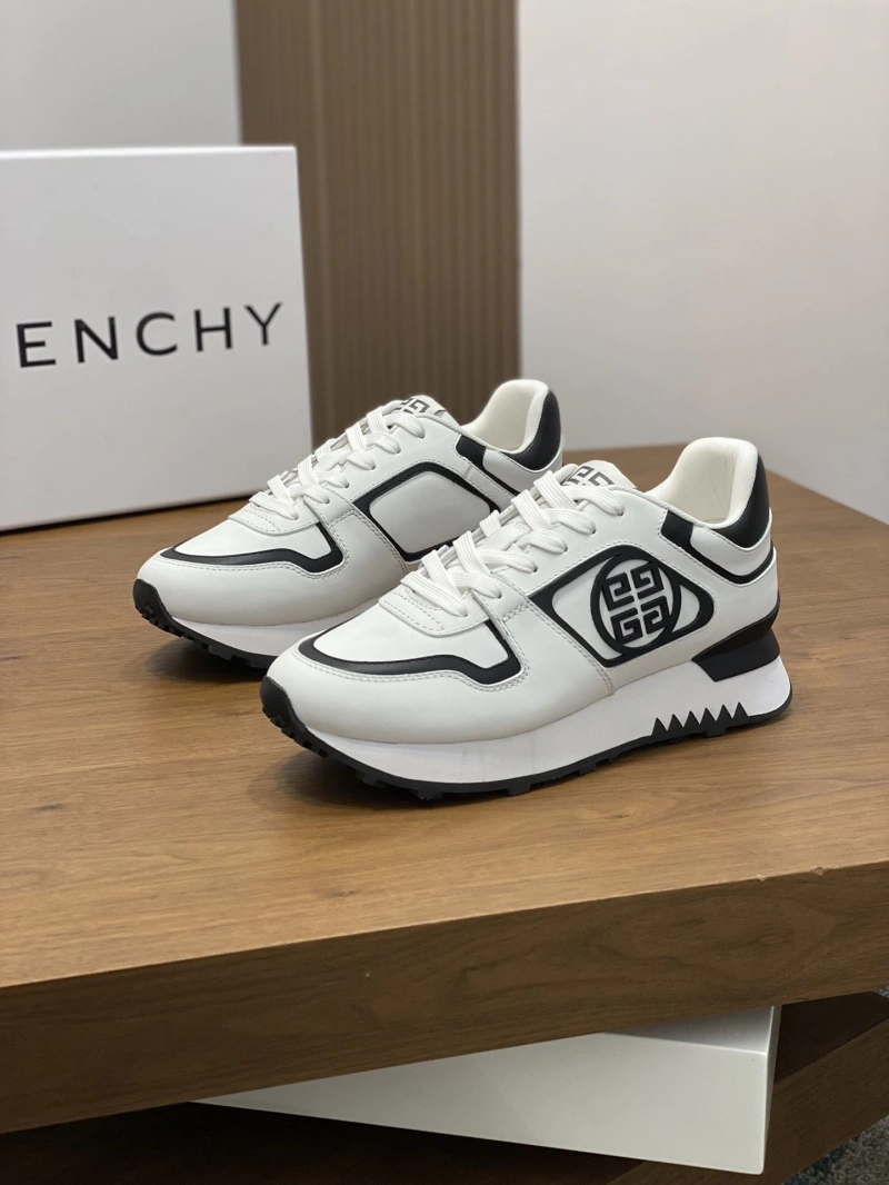 Gxvxnchy Sneakers SportInspired 154714