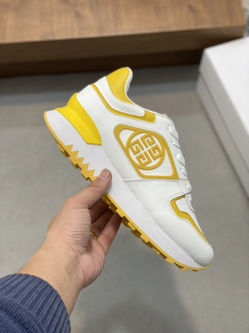 Gxvxnchy Sneakers WellDesigned 154720