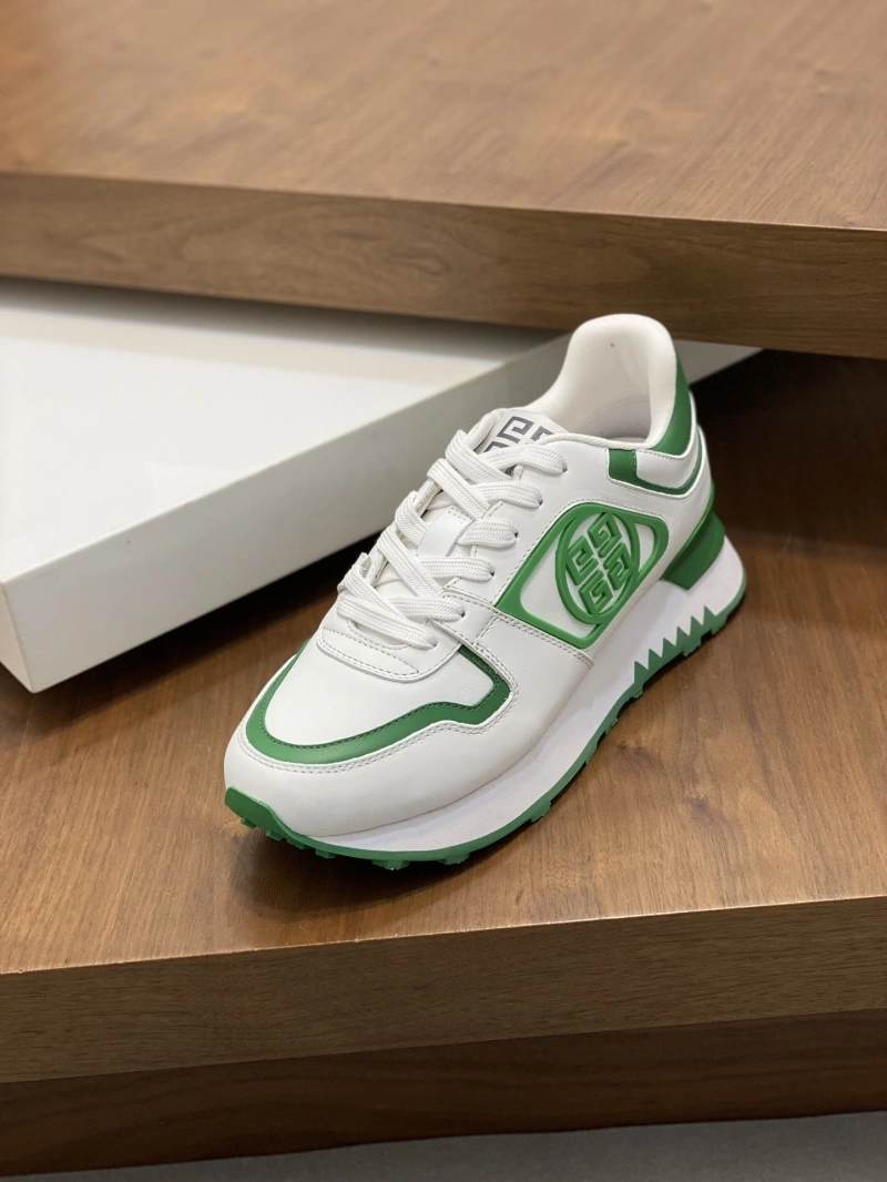 Gxvxnchy Sneakers Trendsetting 154702