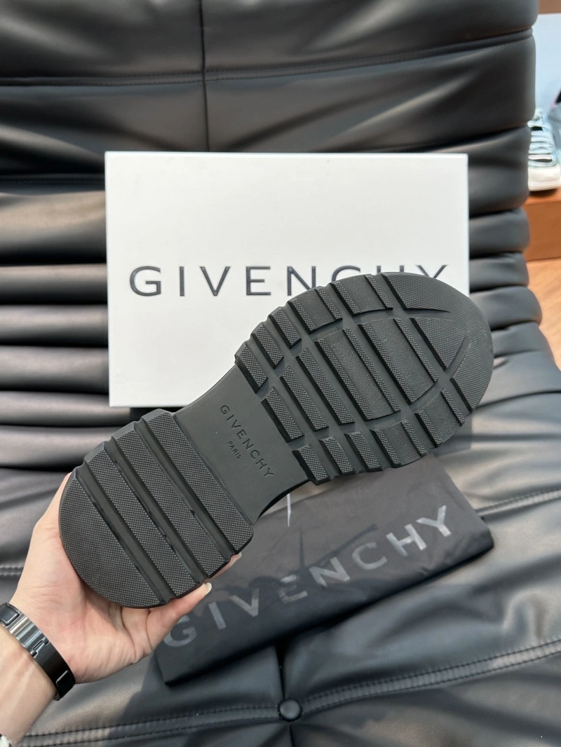 Gxvxnchy Sneakers Soft 154712