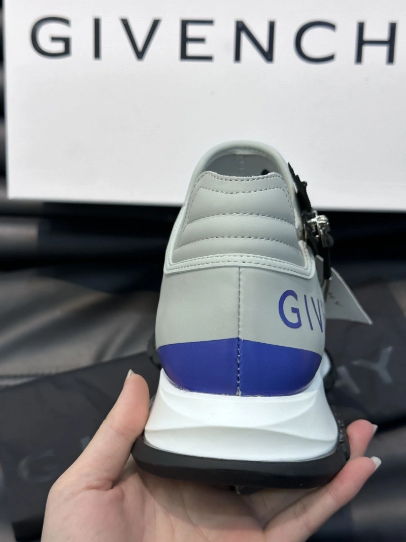 Gxvxnchy Sneakers SmartChoice 154700