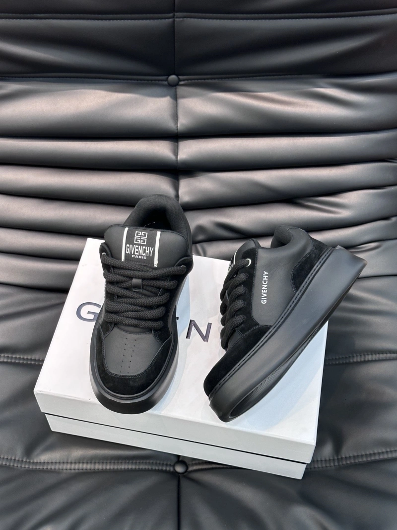 Functional Gxvxnchy Sneakers 154696