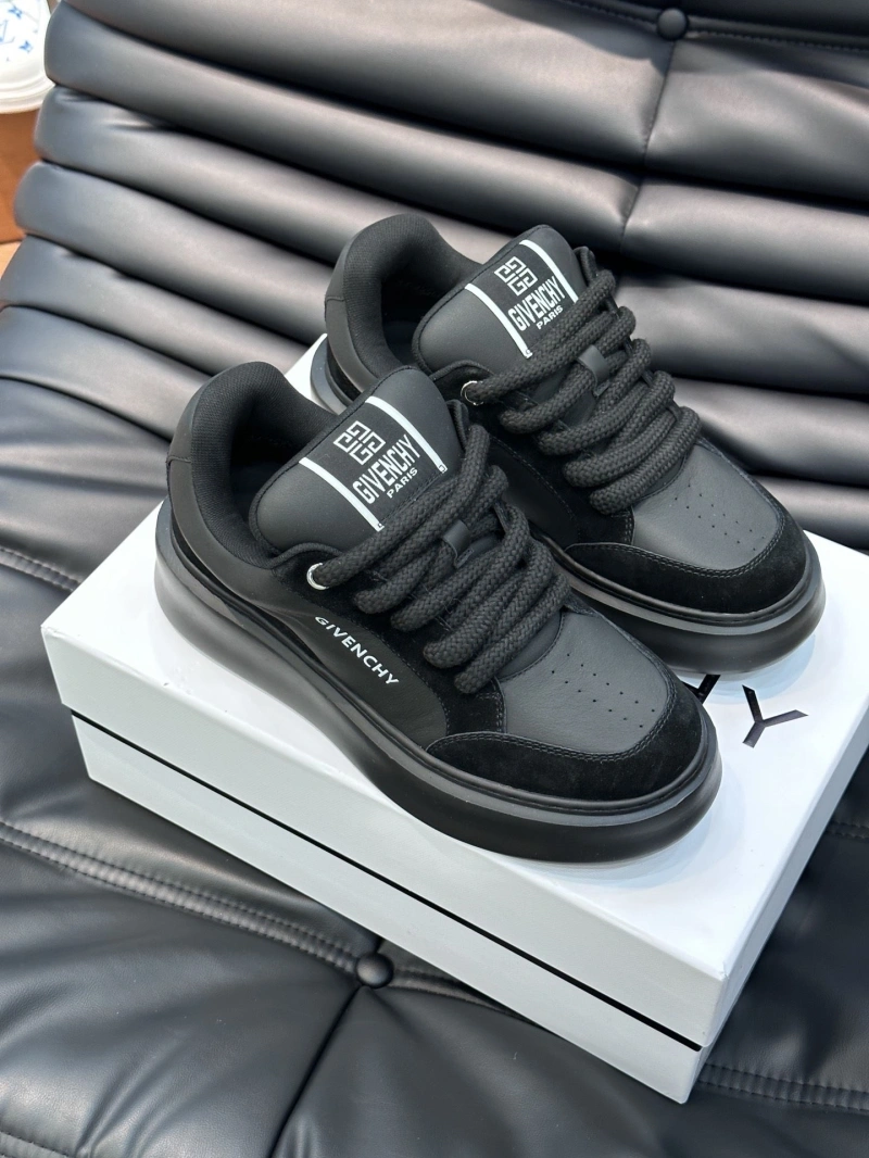 Functional Gxvxnchy Sneakers 154696