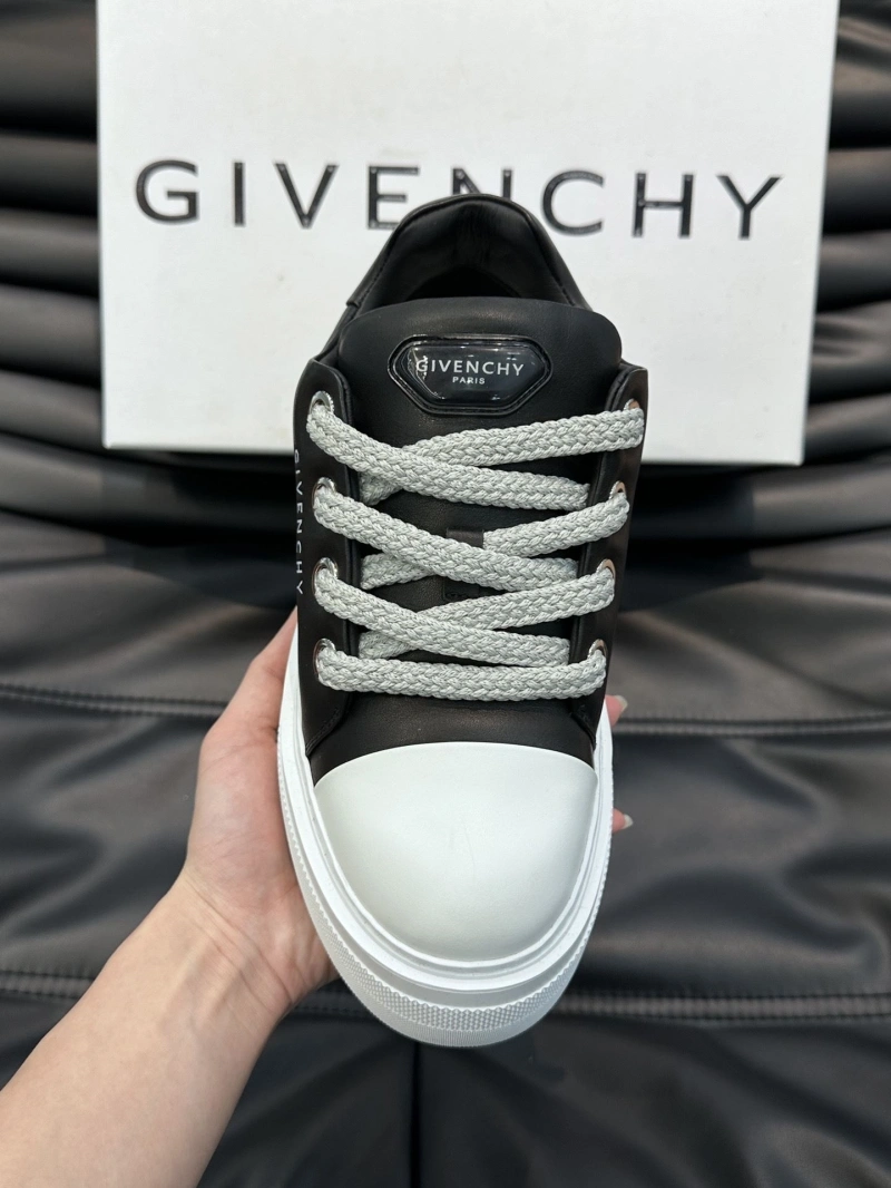 Comfortable Gxvxnchy Sneakers 154697