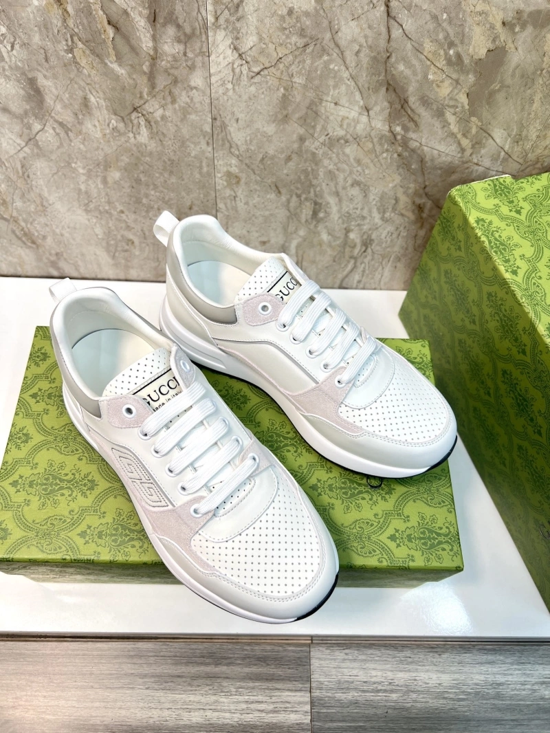 Trendsetting Gxccx Sneakers 165989