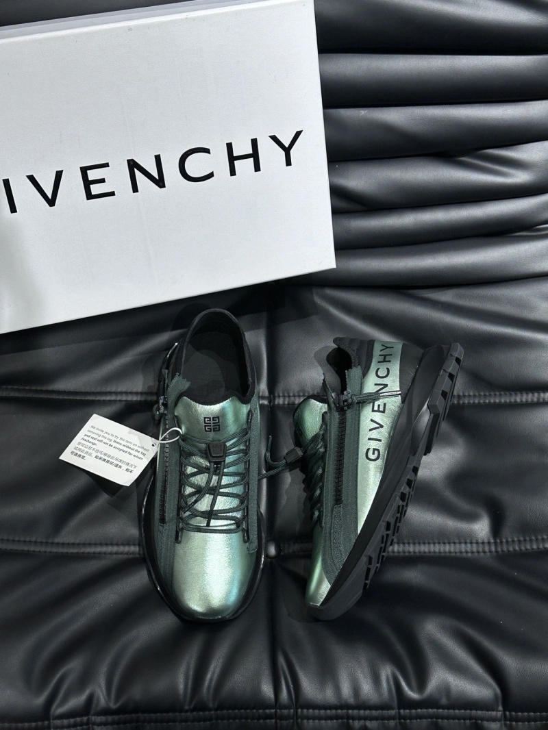 Gxvxnchy Sneakers Minimalist 154693
