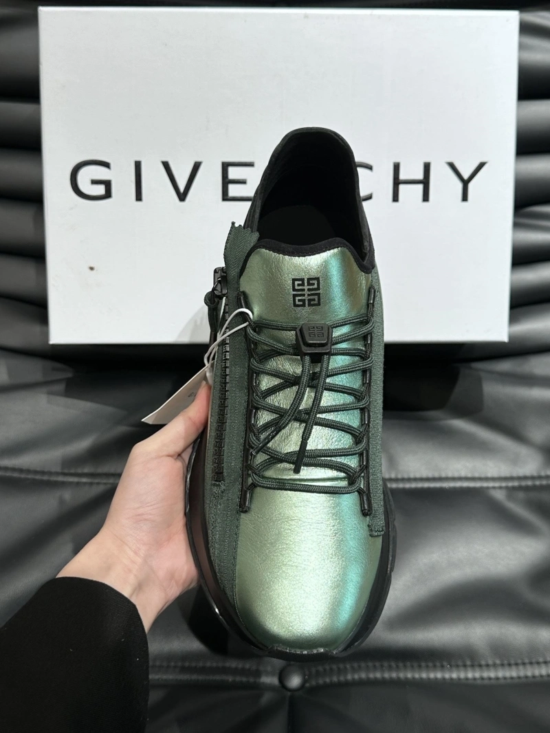 Gxvxnchy Sneakers Minimalist 154693