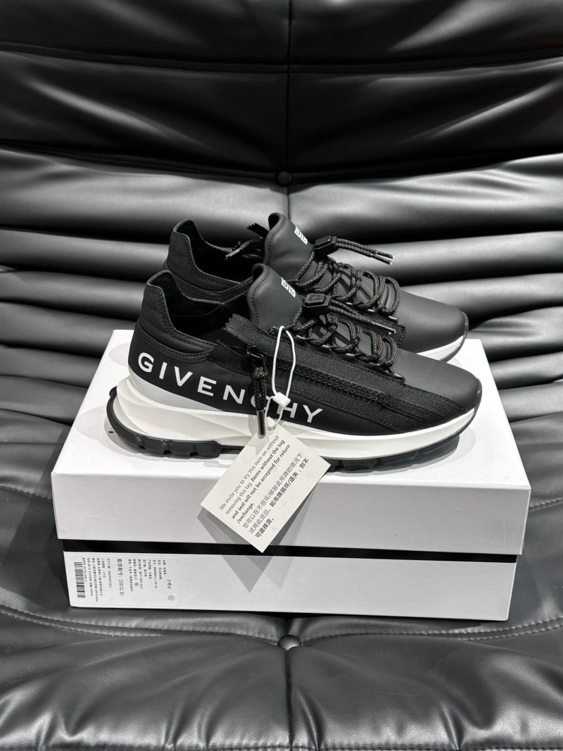 Gxvxnchy Sneakers Vibrant 154690