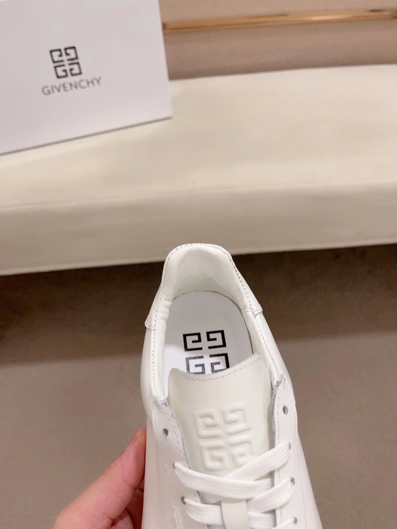 Elegant Gxccx Sneakers 166009