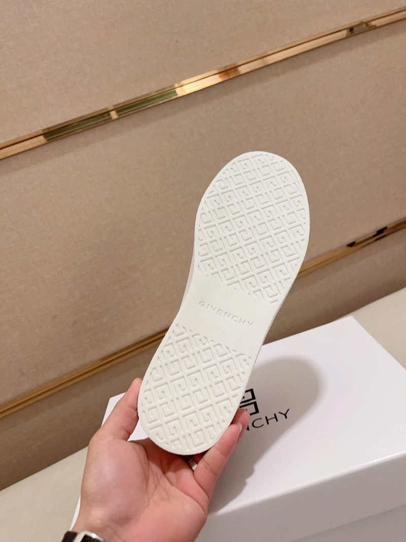 Elegant Gxccx Sneakers 166009