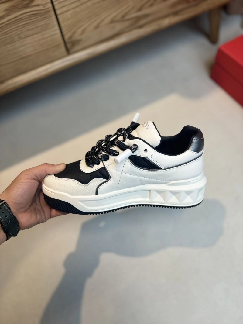 GoAnywhere Vxlxntino Sneakers 232937