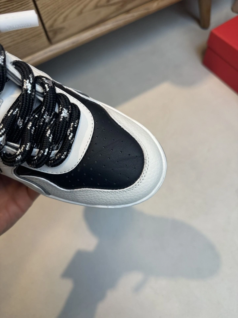 GoAnywhere Vxlxntino Sneakers 232937