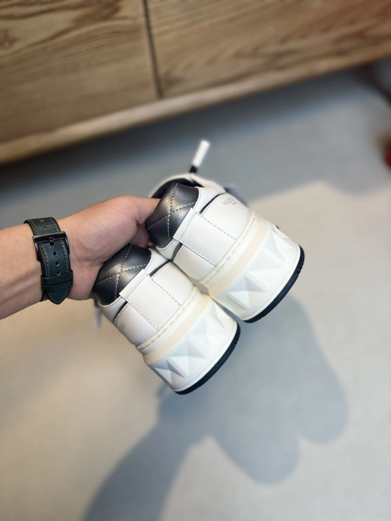 GoAnywhere Vxlxntino Sneakers 232937