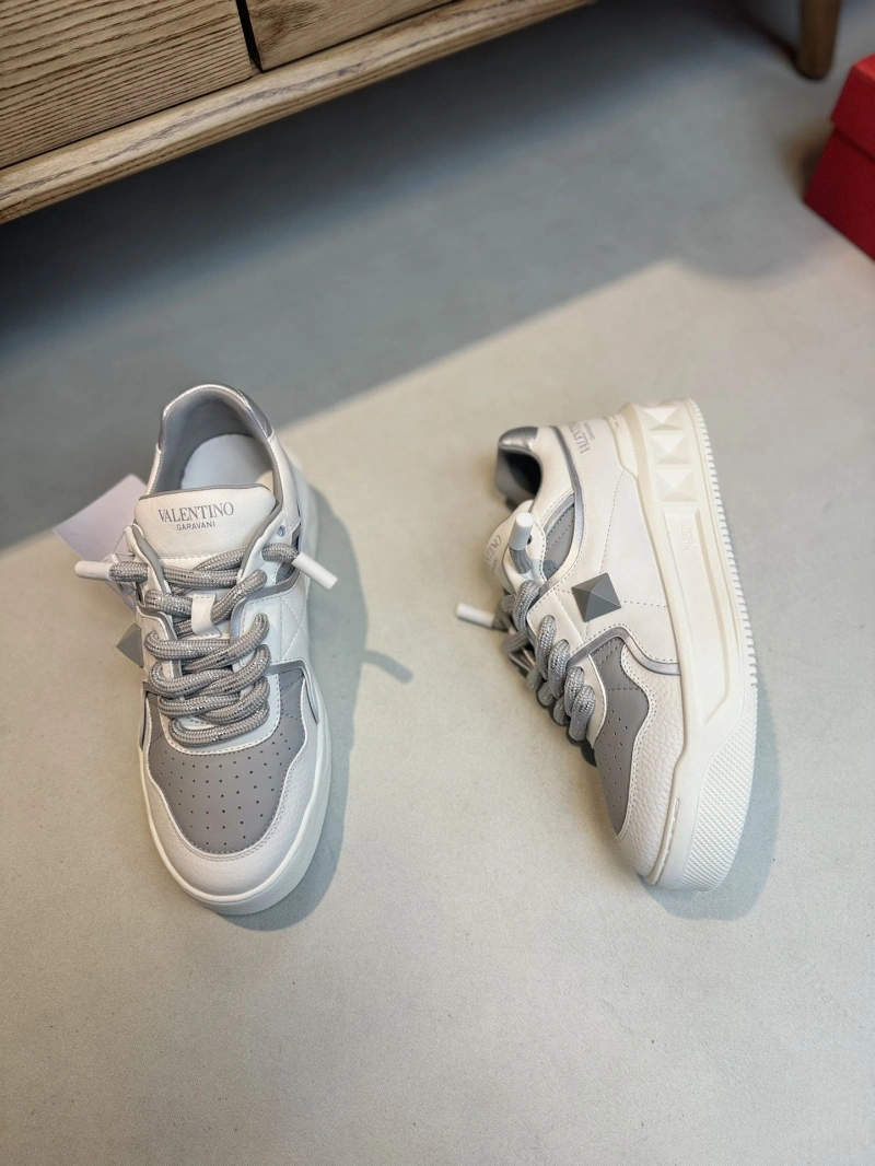 Durable Vxlxntino Sneakers 232947