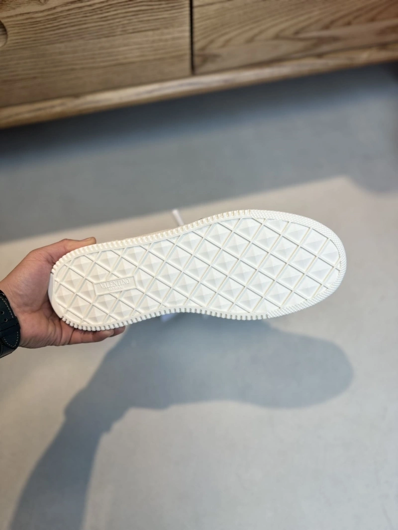 Durable Vxlxntino Sneakers 232947